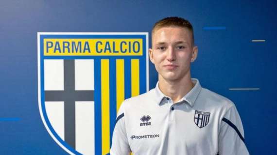 UFFICIALE: Parma, arriva il rinnovo per l'attaccante Sits