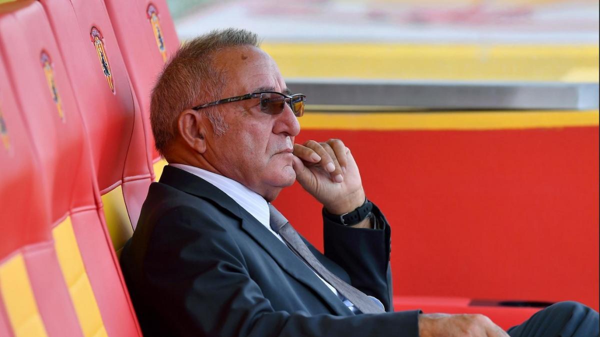 Benevento, l'annuncio che fa sognare i tifosi: ecco la mossa di Vigorito