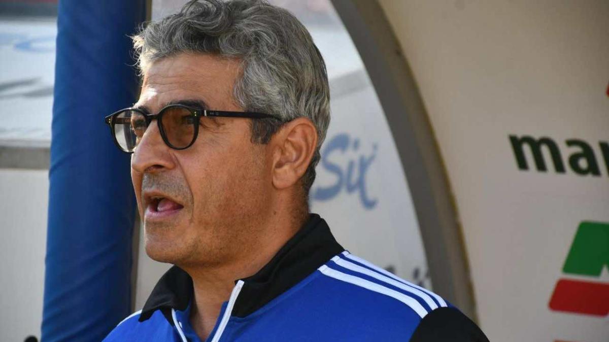 Fasano, Padalino debutta al Curlo: «Affrontiamo un avversario che non merita quel posto in classifica, sarà una partita insidiosa»