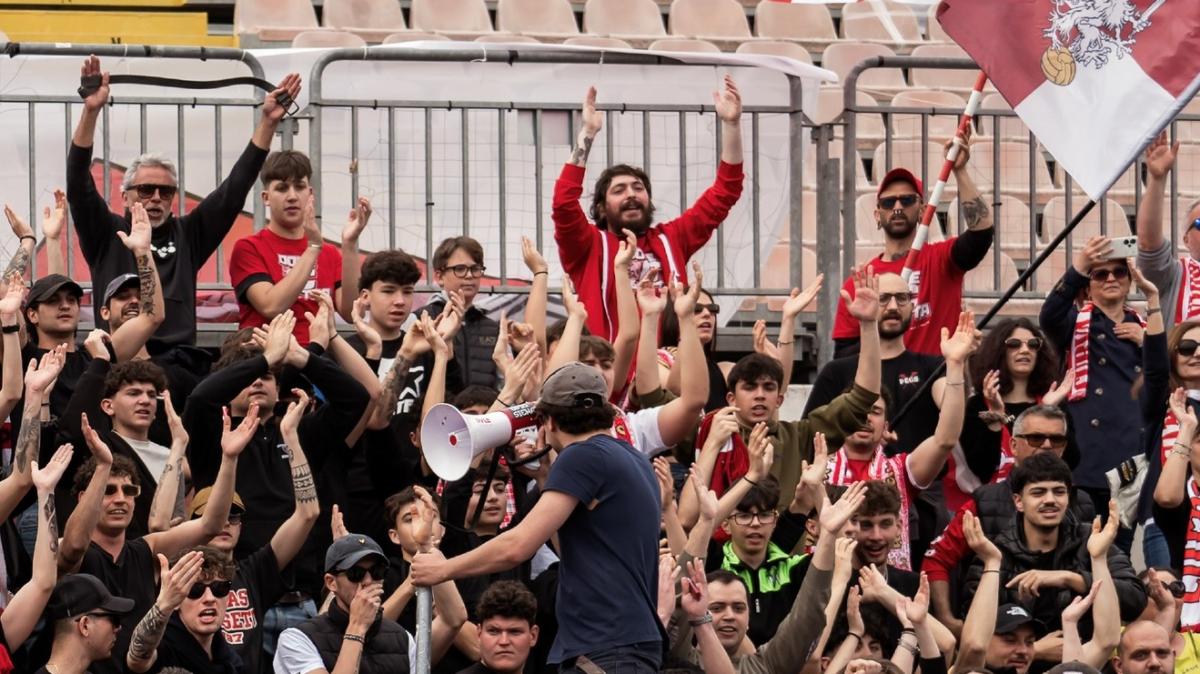 Serie D, il punto sul girone E: Siena e Prato non si fermano, squillo vitale del San Donato