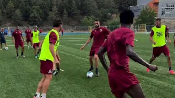 CLAMOROSO! Rissa in campo: sospesa l'amichevole tra Acireale e Atletico Catania