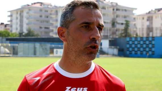 Sondaggi in D per il tecnico Luigi Pezzella: la situazione 