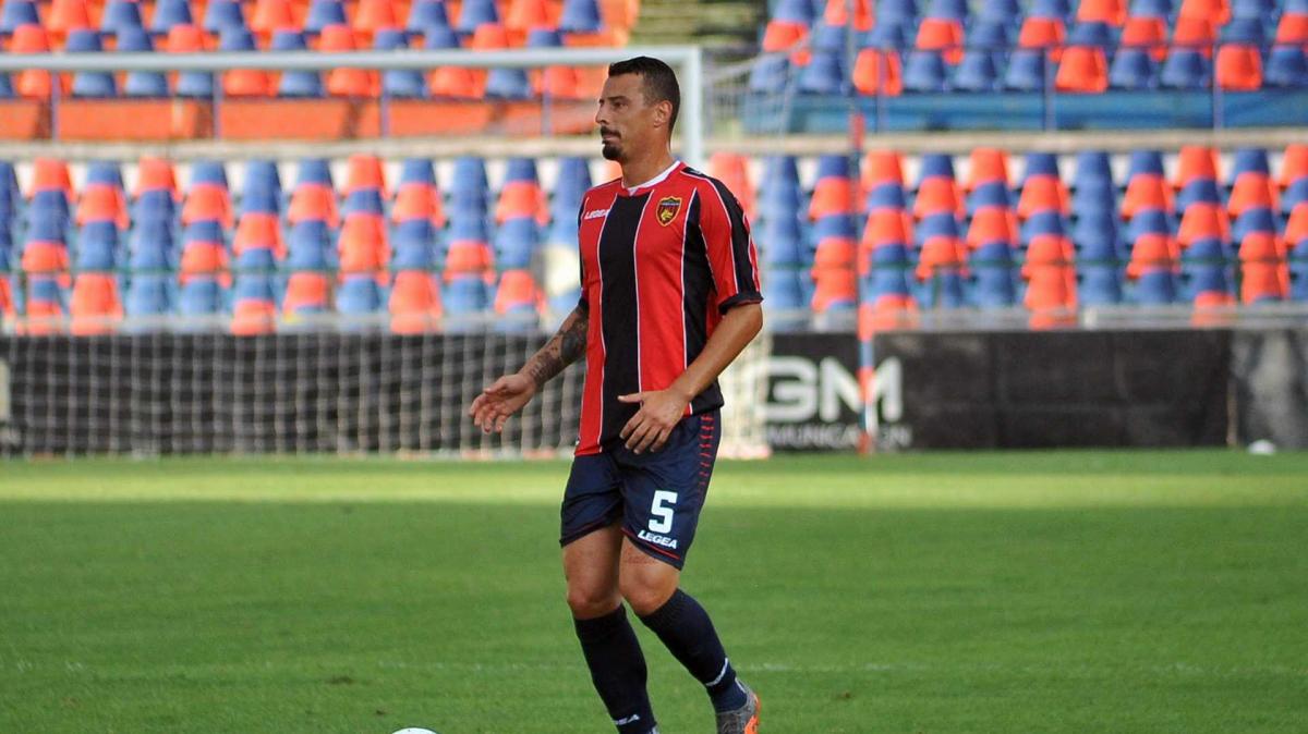 Catania, difesa da rifare: tra nomi pesanti e un possibile colpo a sorpresa