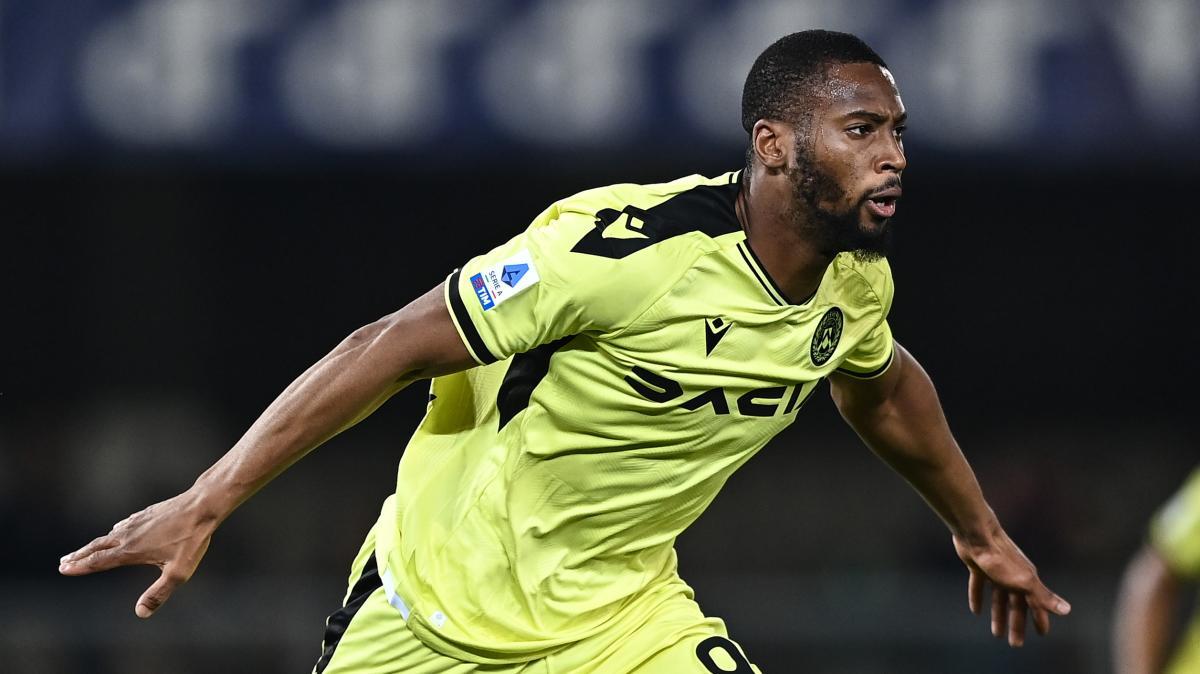 Roma, grandi manovre per l'attacco: assalto a Zirkzee e l'ipotesi di scambio con l’Everton