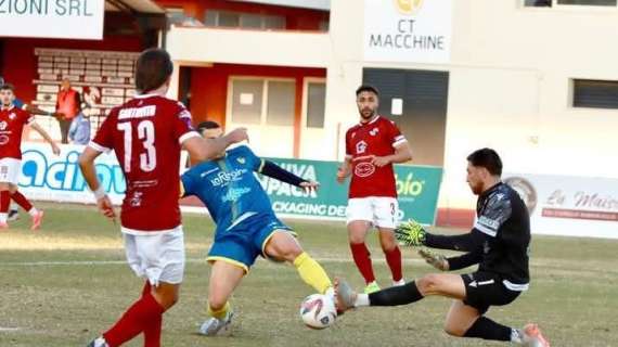 Acireale, dura nota per l'arbitraggio contro la Scafatese: «Meritiamo rispetto»