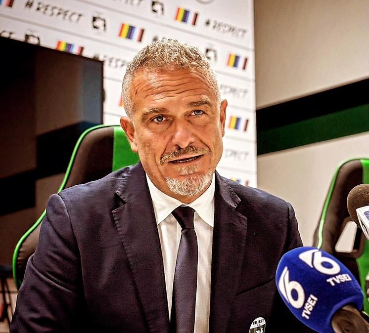 Chieti, la crisi continua: «Devo raddrizzare questa baracca e farò in modo di farlo»