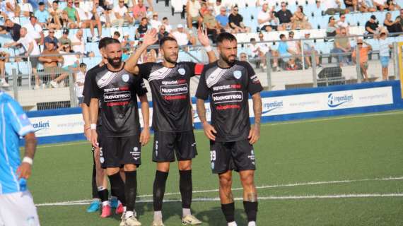 La Virtus Francavilla fa subito la voce grossa: tre reti al Manfredonia con un super Pinto