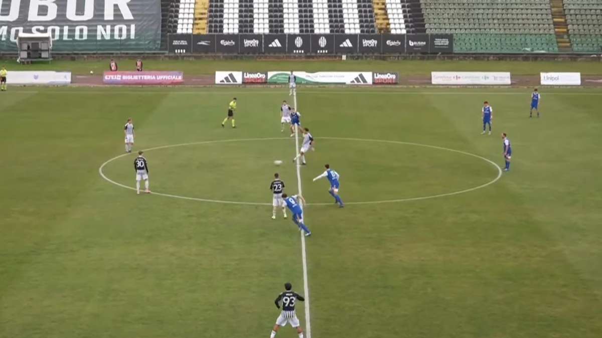 Serie D, il punto sul girone E: Il Grosseto saluta la compagnia: +9 sul Tau. Scandicci in estasi, crisi nera per il Siena