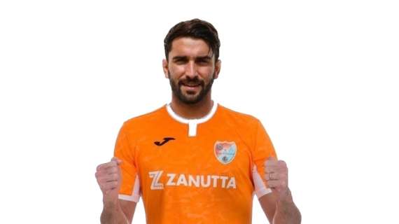 Due squadre di Serie D sulle tracce del 29enne attaccante Antonio Calabrese