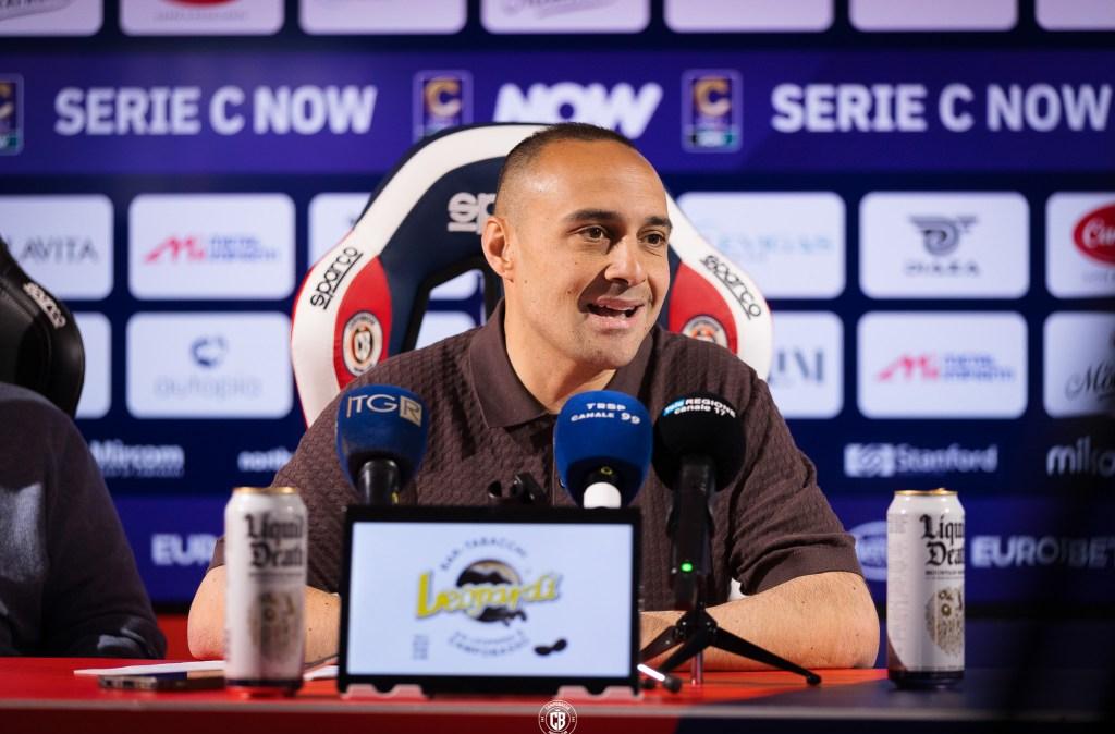 Reggina, colpo di scena: Rizzetta rilancia e vola in Calabria per chiudere