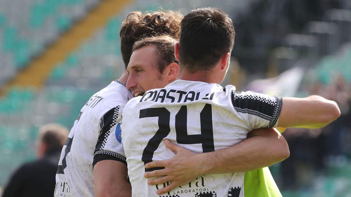 Siena senza freni: blitz a Tavarnelle e i playoff ora sono realtà