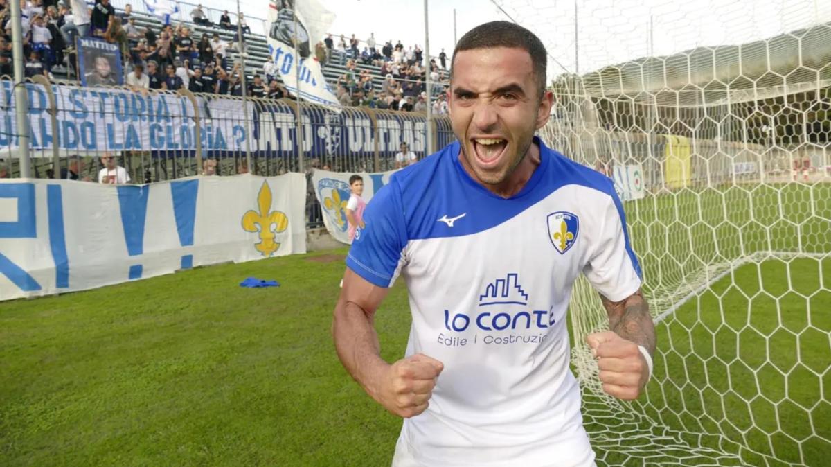 Serie D Girone E: Magazzú cannibale a quota 9, battaglia serrata tra i bomber under 23