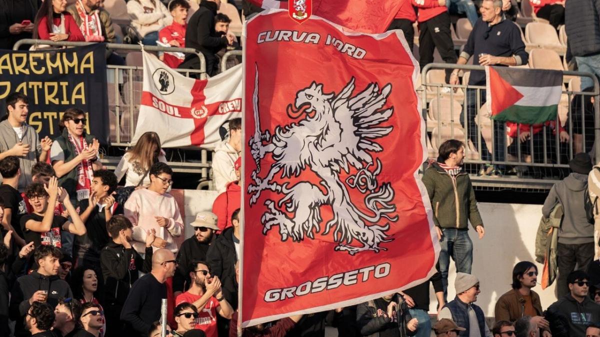 Il Grosseto torna in Serie C: promozione conquistata grazie al Prato