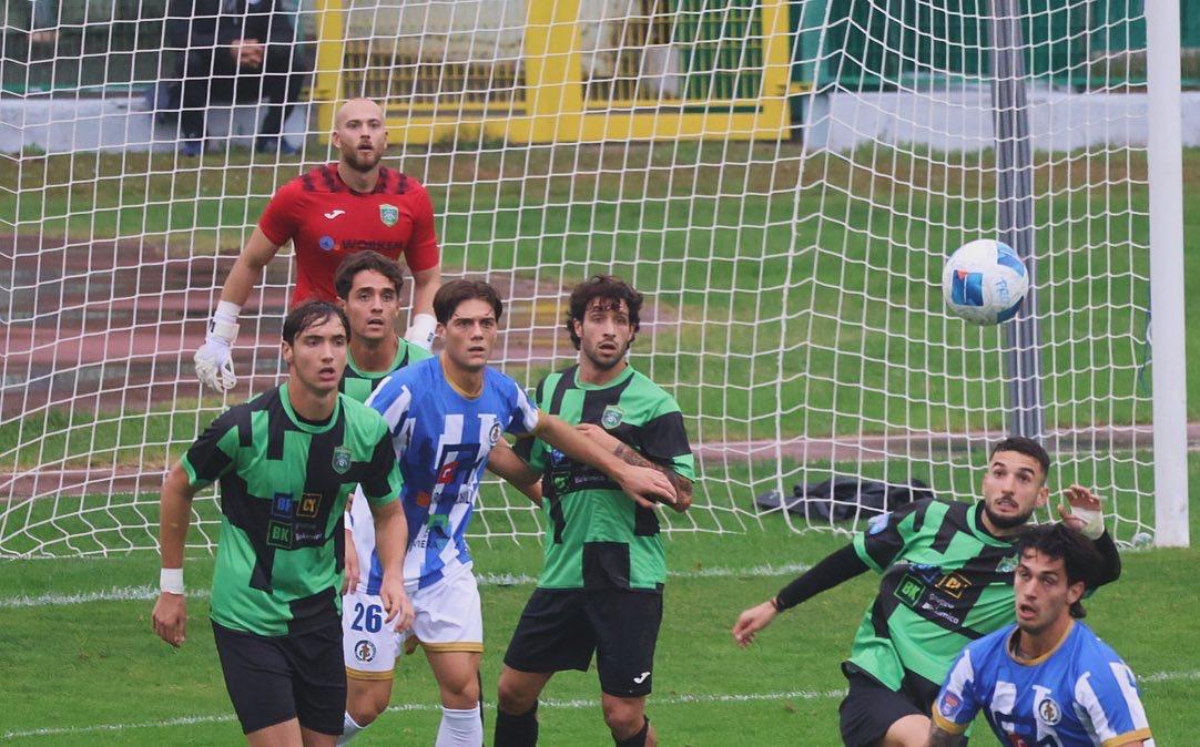 Tre squadre sopra i 27 nel Girone D di Serie D: è turnover infinito o gestione in crisi?