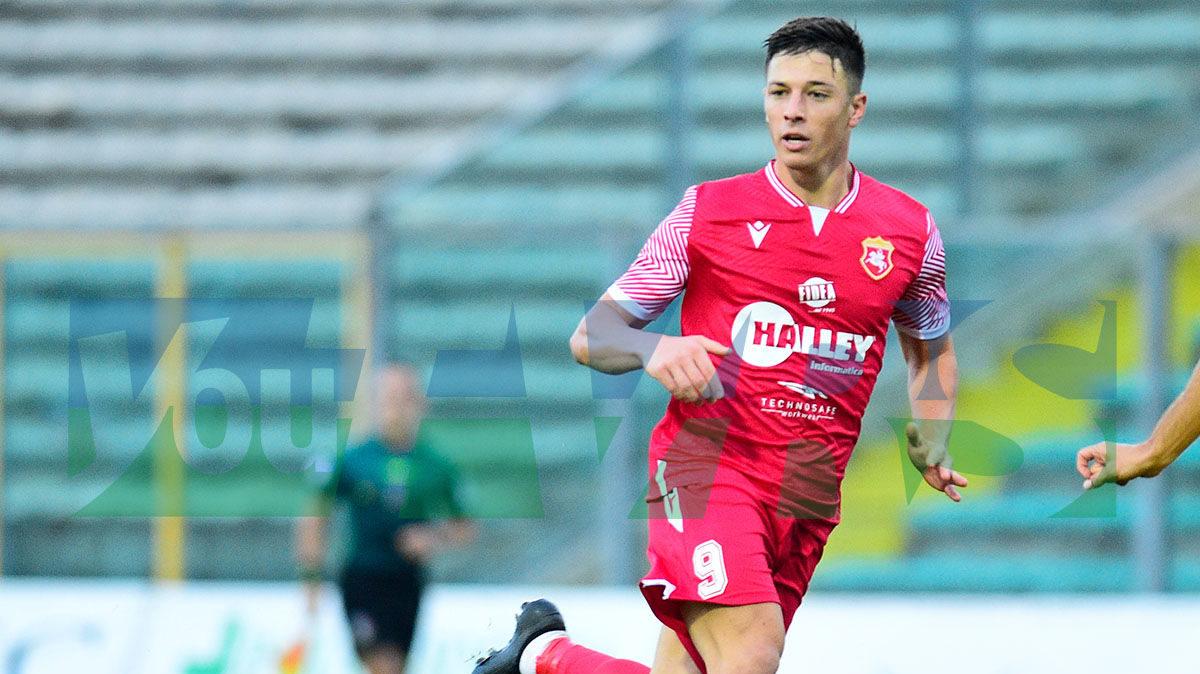 Svolta Catania: bloccata la cessione di Rolfini, intanto Toscano ritrova un big in difesa