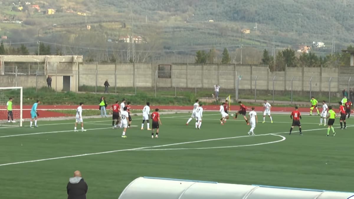 Battipagliese, vittoria di sostanza: doppietta di Abayian stende il Buccino