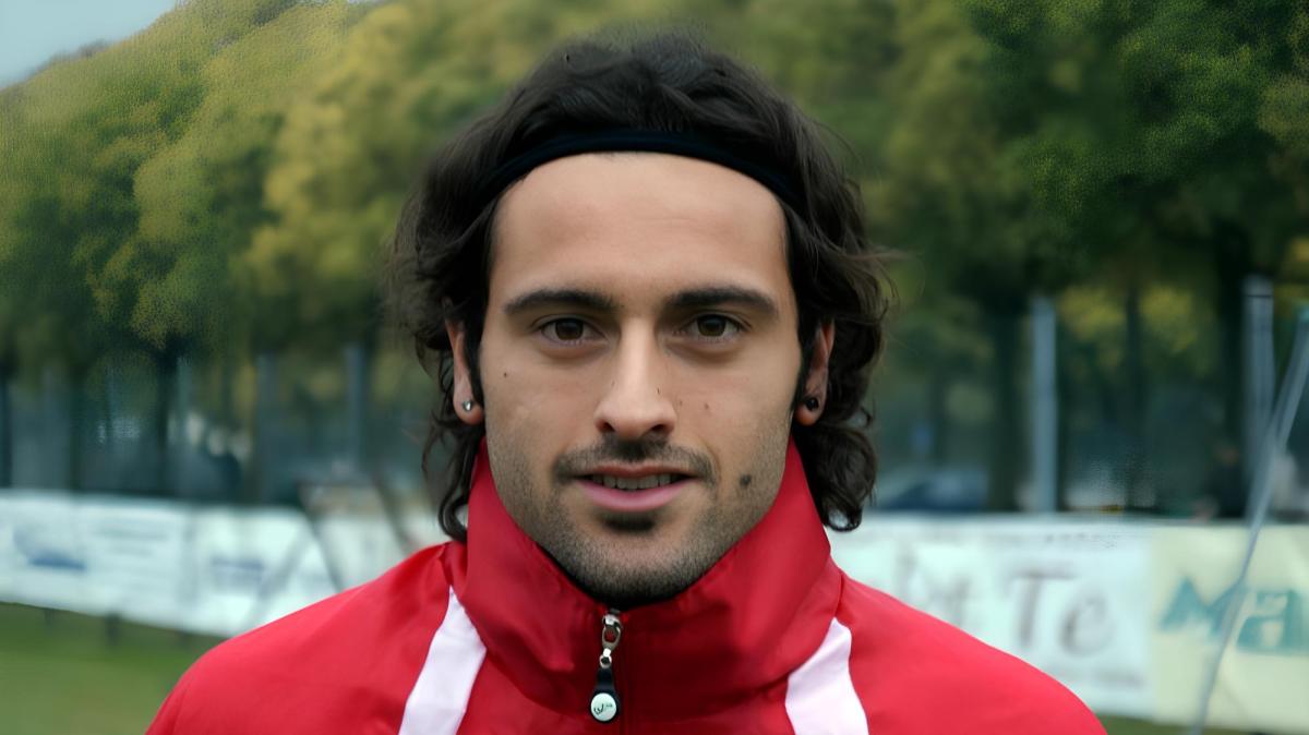 Il calciatore che ha segnato in tutte le categorie: «Ora smetto, era l'ultimo gol»