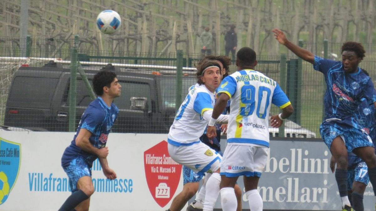 Il Chievo beffa il Sondrio: decide Paloschi su azione controversa