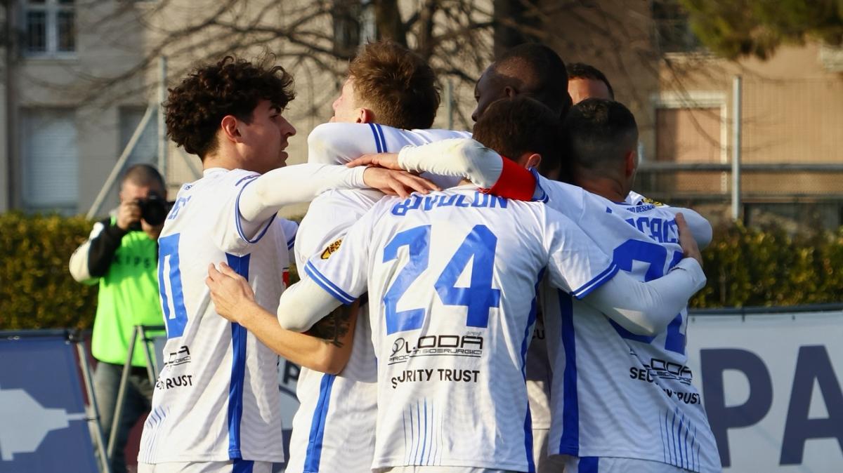 Serie D, il punto sul girone D: Il Desenzano mette la freccia. Cade il Lentigione, la Pistoiese fa suo il big match