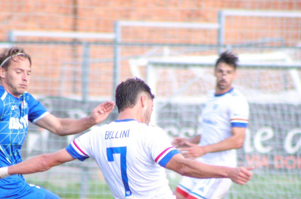 Beffa finale per il Follonica Gavorrano: Seravezza Pozzi vince 2-1 con la zampata di Spatari