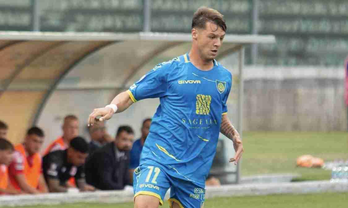Carrarese, offerta dalla Serie A per Zanon: la situazione