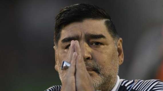 ULTIM'ORA - Diego Armando Maradona sarà operato d'urgenza alla testa