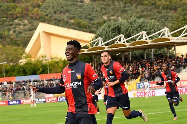 Gubbio-Campobasso, follia rossoblù: un regalo clamoroso regala i tre punti agli umbri