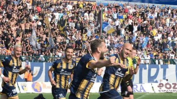 Il Giugliano cala il tris all'Audace Cerignola nella prima della Poule Scudetto