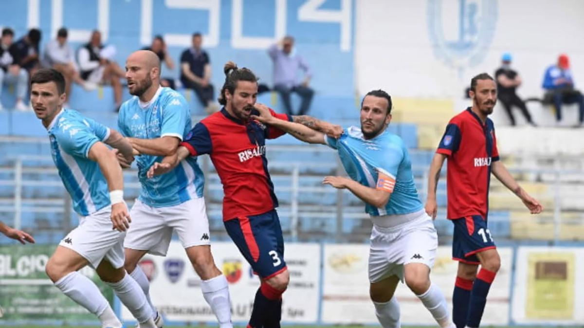 Il Sestri Levante espugna Sanremo: Ferretti decide la sfida con una doppietta