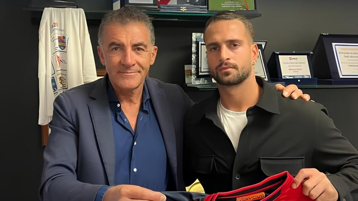 Esoneri e nuovi allenatori, allarme Olbia e calciomercato: le top news delle 23