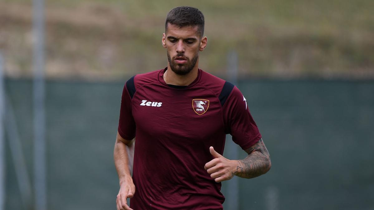 Luka Bogdan nel mirino di quattro club di Serie B: il difensore croato verso il ritorno in Italia