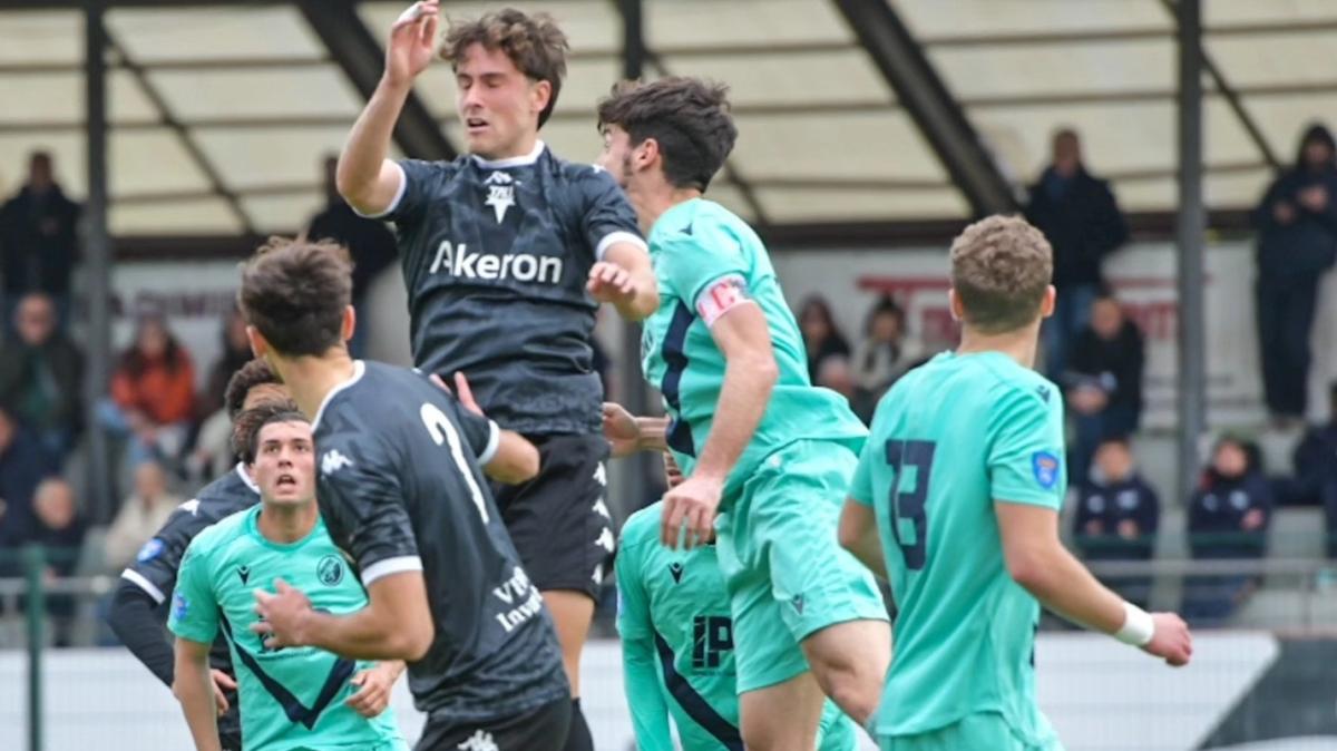 Tau Altopascio-Orvietana 2-1: doppietta di Carcani ribalta i biancorossi