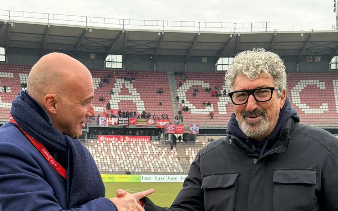 Davanti a Dario Hubner, il Piacenza stende il Sant'Angelo e si porta a -3 dalla vetta