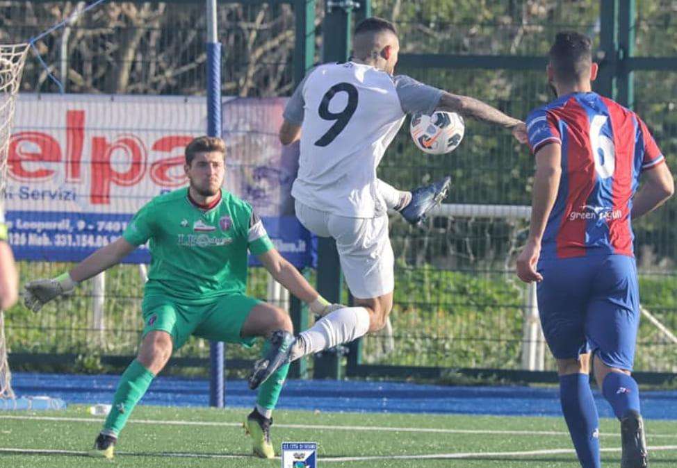 Il Fasano infila la quinta e batte il Casarano che nel finale sfiora l'impresa