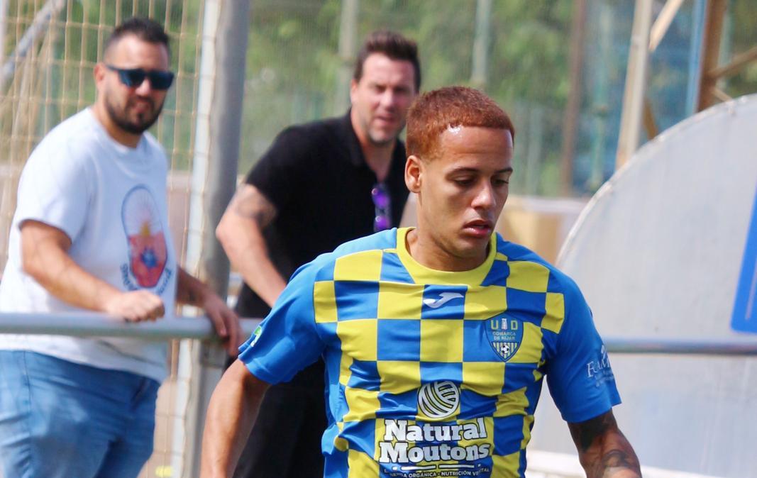 Folgore Castelvetrano, fantasia e velocità: arriva Alejandro Akapo