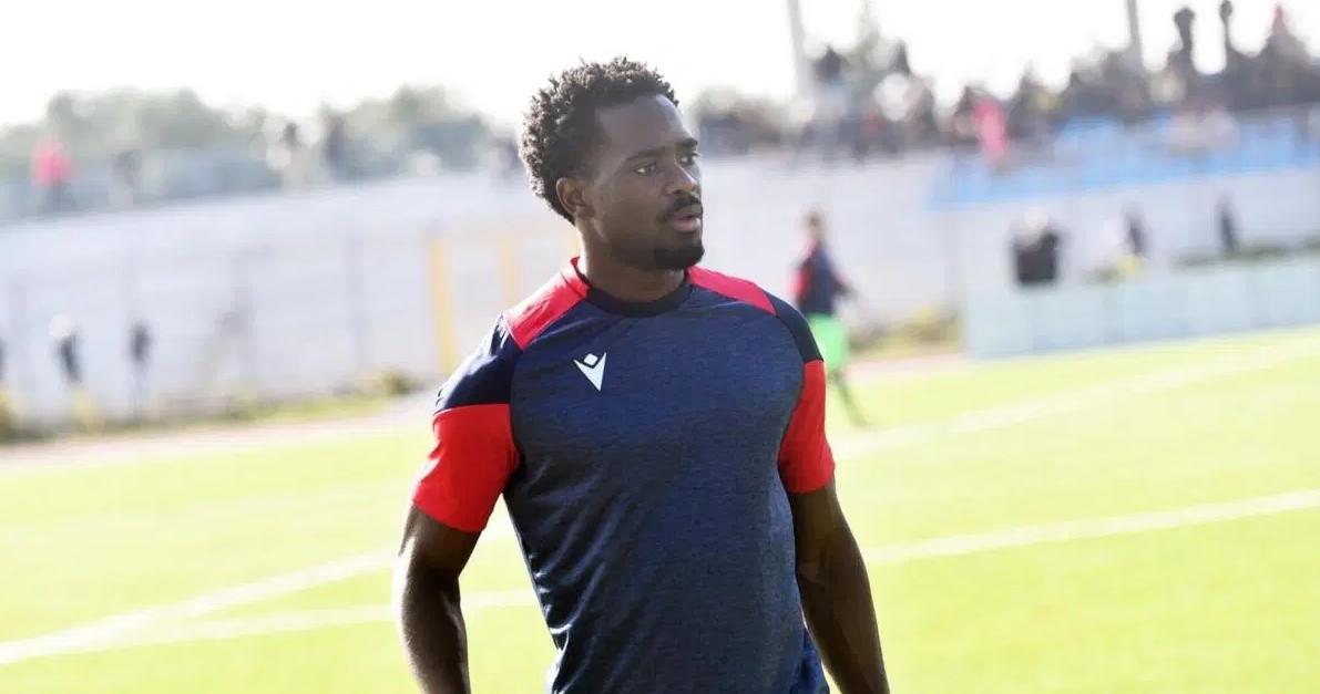 Taranto, addio a Emane Allogho: risolto il contratto con l'attaccante