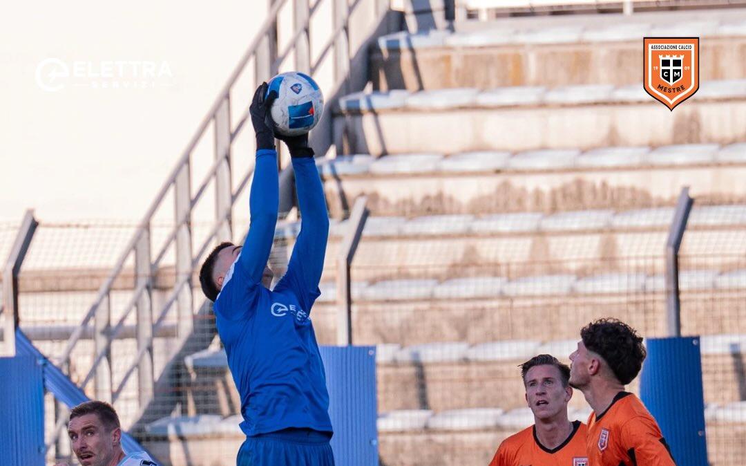Mestre impenetrabile nel Girone C: difesa di ferro nei primi tempi. Portogruaro paga cara la fragilità