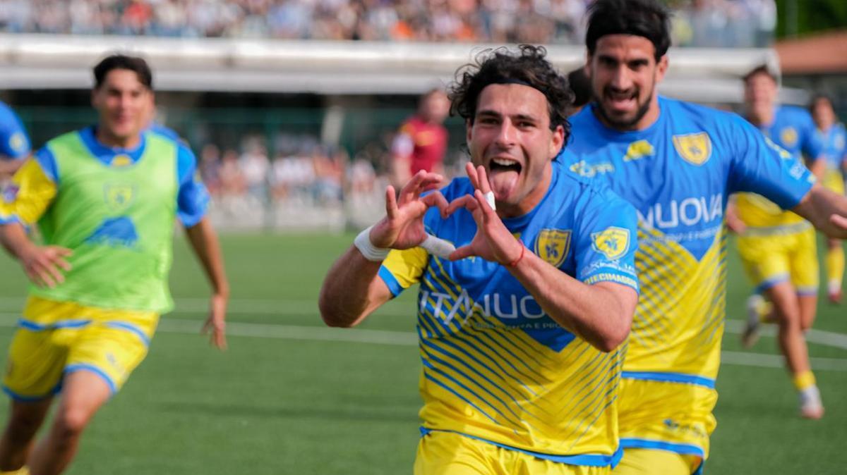 Cuore Chievo: Turano allo scadere salva i biancoblu, ma il secondo posto scivola via