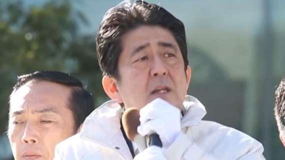 Morto l'ex Primo Ministro giapponese Shinzo Abe: assassinato durante un discorso