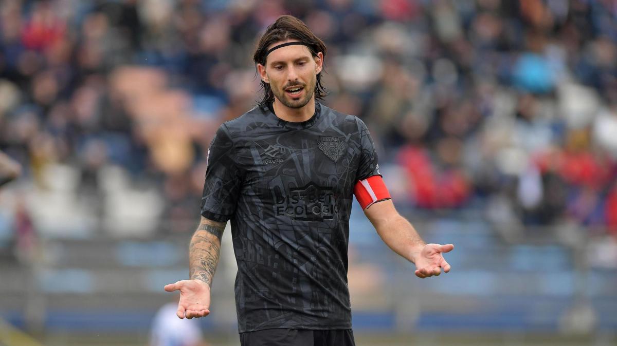 UFFICIALE: Pontedera, ceduto Vona in Serie D