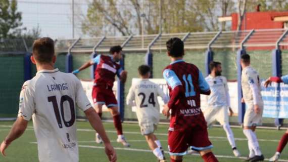 Il Manfredonia anticipa il ritiro pre-partita: massima concentrazione verso lo spareggio salvezza contro l'Ugento