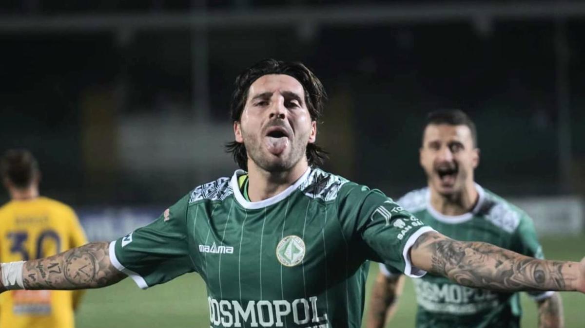 Foggia, mercato da urlo: dopo Giron si punta il super bomber da 60 gol
