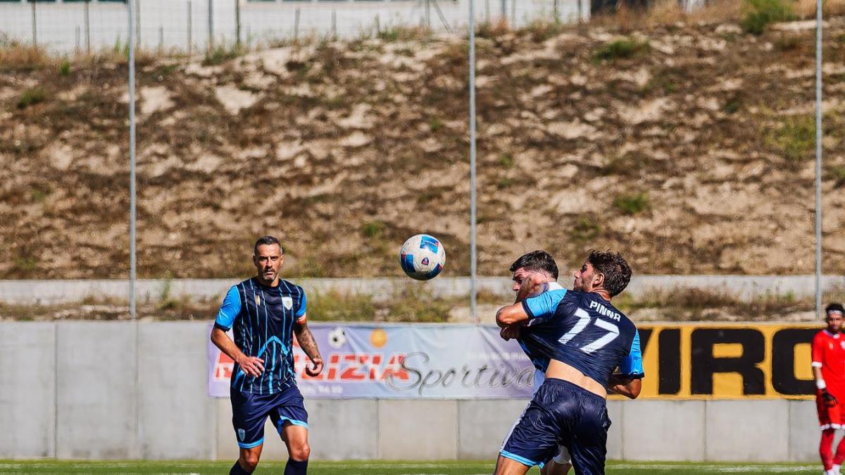 Serie D Girone G: Costa Orientale Sarda e Palmese ruotano 34 giocatori, Sassari Latte Dolce ne impiega solo 23