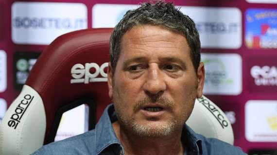 Reggina, mister Trocini: «Spero di un arbitraggio all'altezza della gara, siamo stanchi di continui errori»