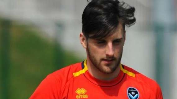 CLAMOROSO! Si ritira a 22 anni: "Non c'è meritocrazia nel calcio. Senza soldi porte sbattute in faccia"