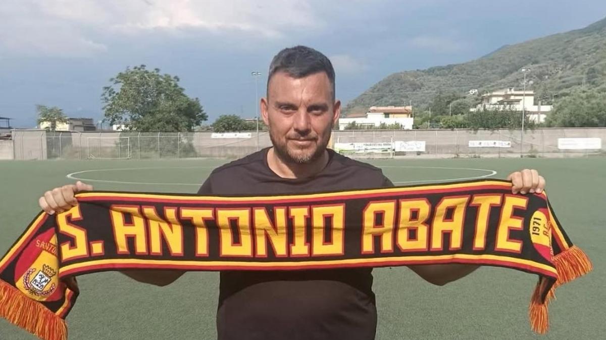 Sant'Antonio Abate, cambio in panchina: risolto il rapporto con mister Marzano