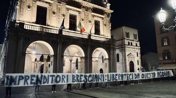 La rabbia dei Tifosi del Brescia: "Liberateci da Quest'Agonia"