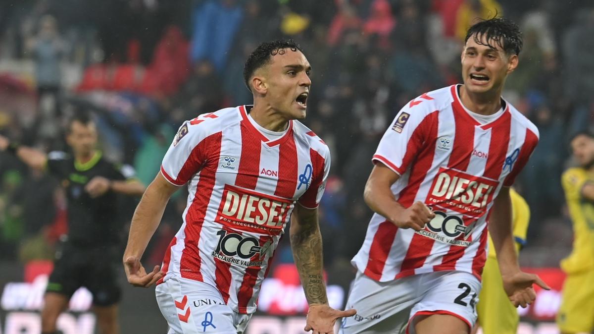 Incredibile Finale al Menti! Talarico fa esplodere il Vicenza e scaccia la "bestia nera": 2-1 sulla Giana Erminio