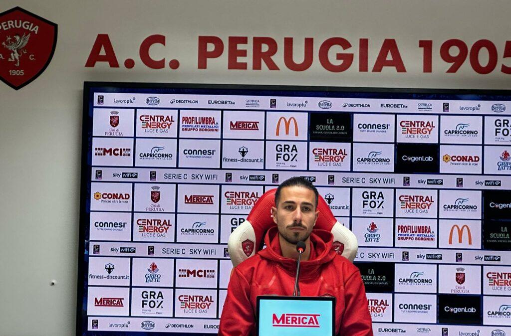 «Mi cercavano in tanti, ma volevo solo il Grifo», Nepi infiamma la piazza di Perugia