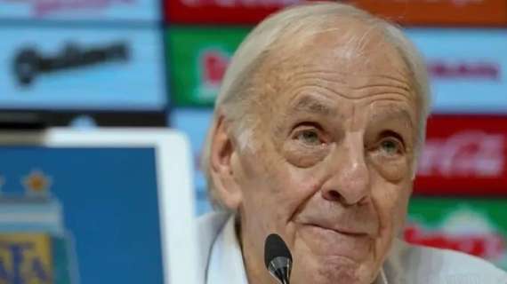 È morto César Luis Menotti: addio al "Flaco" che guidò l'Argentina al trionfo nel Mondiale del '78